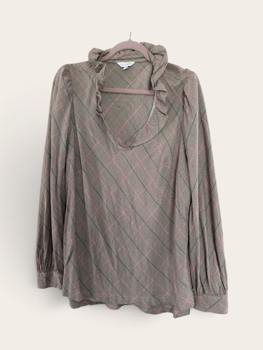 Crown & Ivy Shirt Womens 1X Tan Plaid Ruffle Split Neck Tunic Long Sleeve - Picture 3 of 9